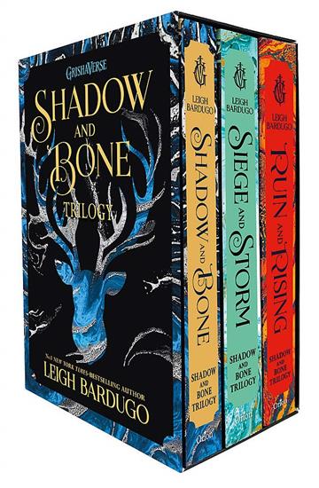 Knjiga Grisha trilogy Boxed Set autora Leigh Bardugo izdana 2021 kao meki uvez dostupna u Knjižari Znanje.