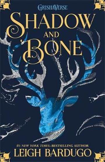 Knjiga The Grisha #1: Shadow And Bone autora Leigh Bardugo izdana 2018 kao meki uvez dostupna u Knjižari Znanje.